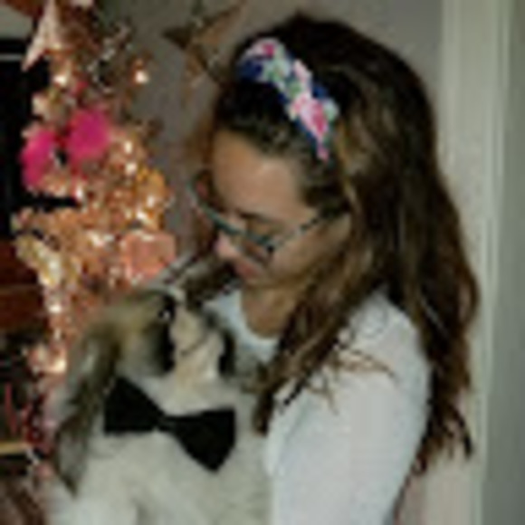 Meet your Posher, Abby - Picture 1 of 1